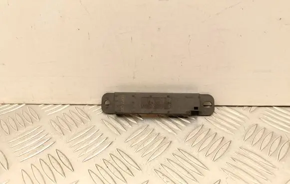 Mercedes-Benz EQC Interior comfort aerial antenna A2139051100
