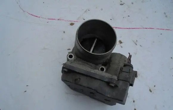 Skoda Roomster (5J) Throttle valve 03C133062C