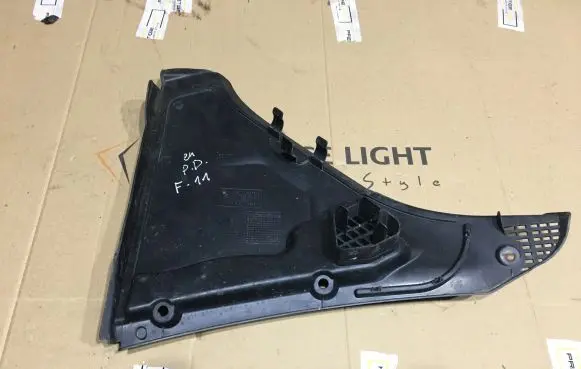 BMW 5 F10 F11 Other engine bay part 6987605
