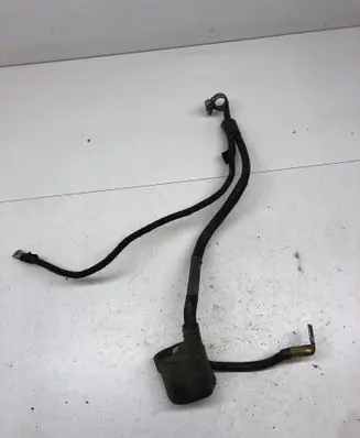 Skoda Octavia Mk2 (1Z) Positive cable (battery)