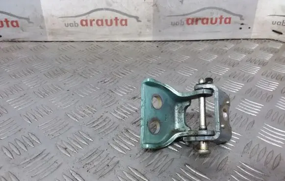 Peugeot 307 Rear door upper hinge