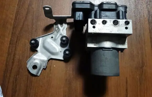 Porsche Cayenne (9PA) Master brake cylinder