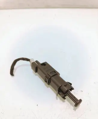 Volvo S40, V40 Brake pedal sensor switch 9146505