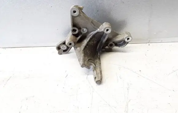 Volvo S40 EGR valve cooler bracket 