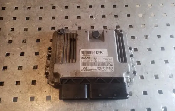 Hyundai i40 Engine control unit/module 391202A222