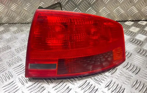 Audi A4 S4 B7 8E 8H Rear/tail lights 965084