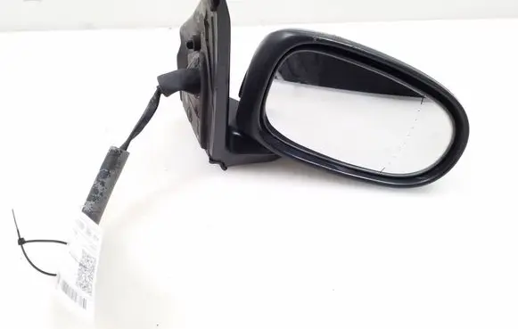 Nissan Almera N16 Front door electric wing mirror 3003390