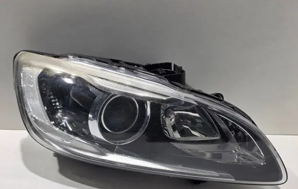 Volvo V60 Headlight/headlamp 31420262