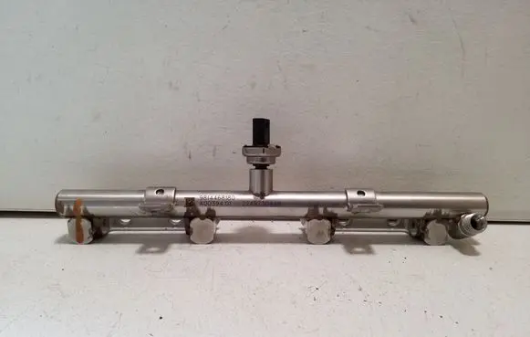 Citroen C5 Aircross Fuel main line pipe 9814468180