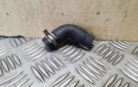 Subaru Forester SH Engine coolant pipe/hose