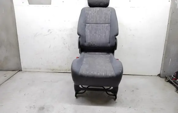 Toyota Previa (XR30, XR40) II Rear seat 