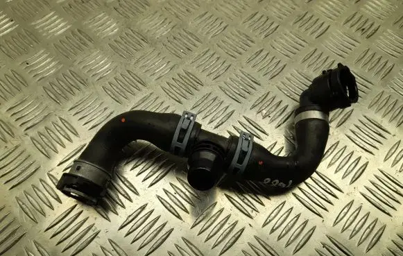 Mercedes-Benz Sprinter W907 W910 Engine coolant pipe/hose A9075011100