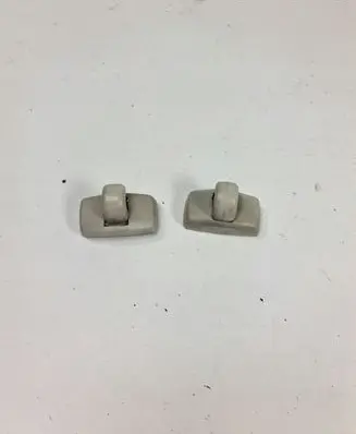 Volkswagen Golf VII Engine bonnet (hood) release handle