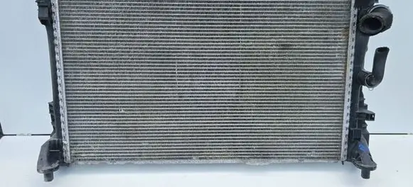 Mercedes-Benz C W204 Coolant radiator 0995002703
