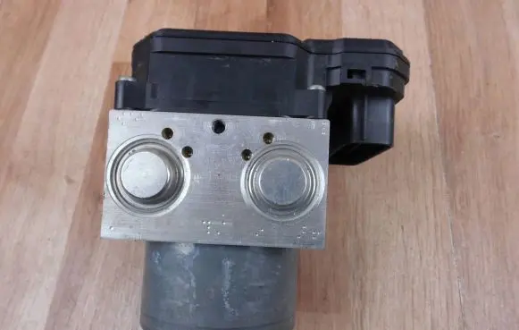 Lexus GS 250 350 300H 450H ABS Pump 4454030760 8954130850