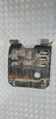 Isuzu D-Max Engine splash shield/under tray