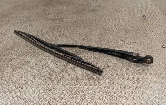 Audi A6 S6 C6 4F Rear wiper blade arm