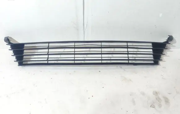 Toyota Corolla E160 E170 Front bumper lower grill 5311202690