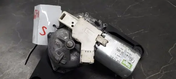 Renault Clio II Rear window wiper motor 53011612