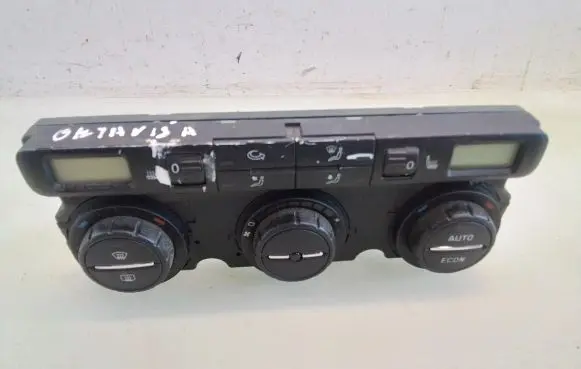 Skoda Octavia Mk2 (1Z) Climate control unit 1Z0907044AC
