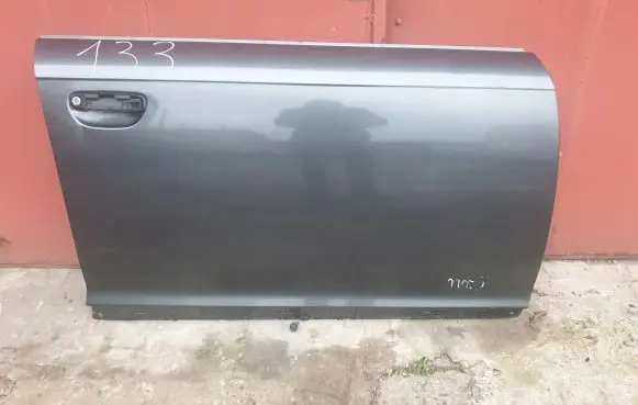 Audi A6 S6 C6 4F Front door