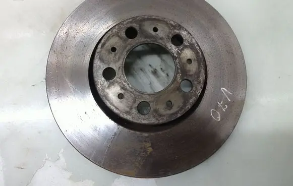 Volvo V70 Front brake disc 