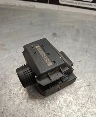 Mercedes-Benz E W211 Ignition lock 2115452308 33002213 3011202411606126