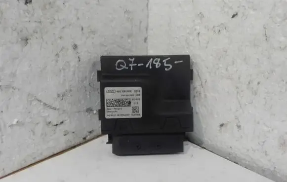 Audi Q7 4M Fuel injection pump control unit/module 4M0906093E