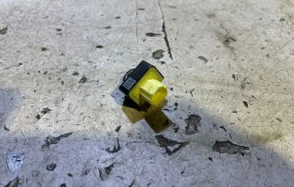 Toyota RAV 4 (XA50) Airbag deployment crash/impact sensor 8917342100 250RJ3ARW