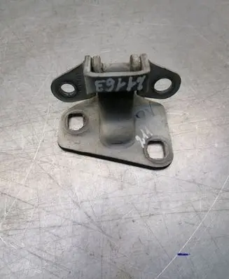 Chrysler 300M Front door upper hinge 04574275AB