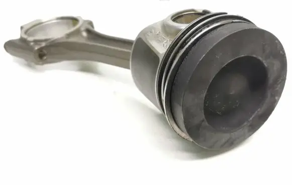 Volkswagen Golf VII Piston with connecting rod C3C3