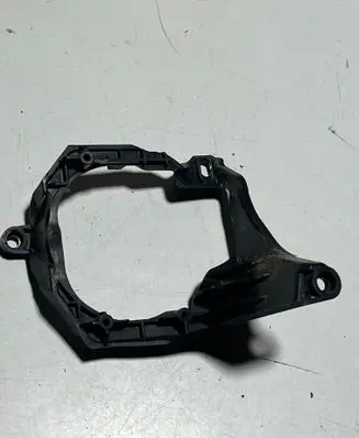 Ford Mustang VI Fog light bracket FR3B15267AB