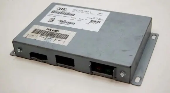Volkswagen PASSAT B6 Other control units/modules 8E0035593E