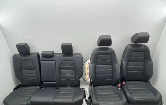 Seat set