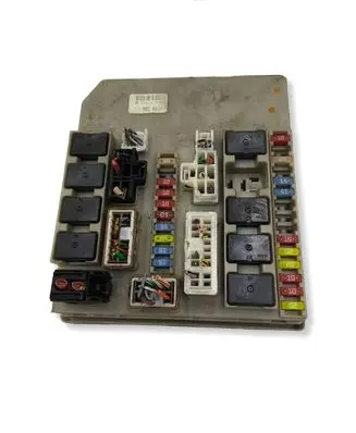 Renault Clio III Fuse module 902663A
