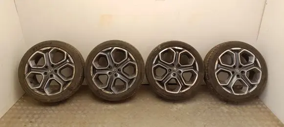 Renault Kadjar R19 alloy rim 403000336R