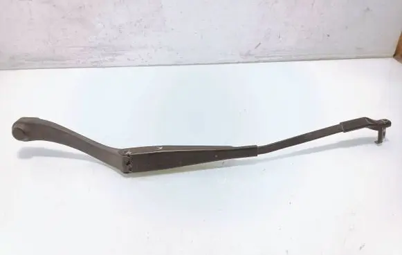 Mercedes-Benz C W204 Front wiper blade arm A2048200044