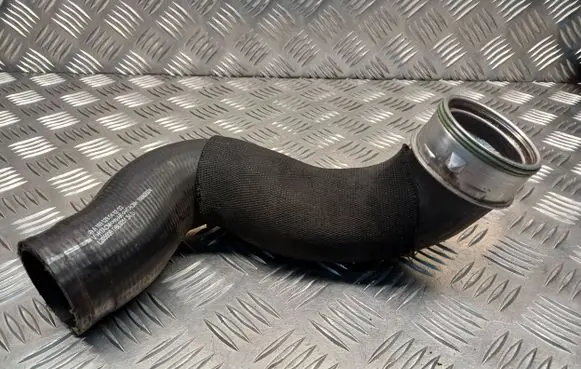 Mercedes-Benz A W169 Intercooler hose/pipe A1695280482