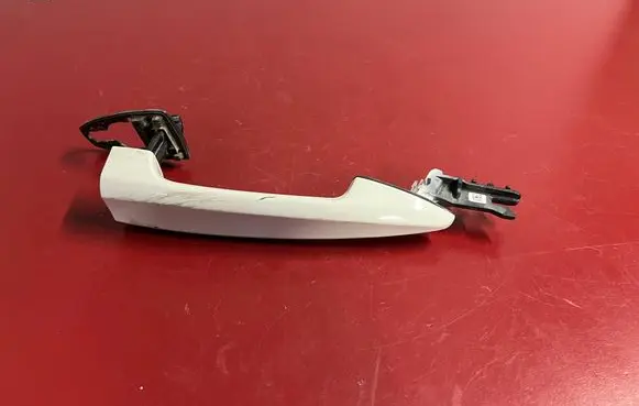 Rear door exterior handle