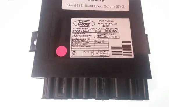 Ford Focus Comfort/convenience module 98AG15K600DA