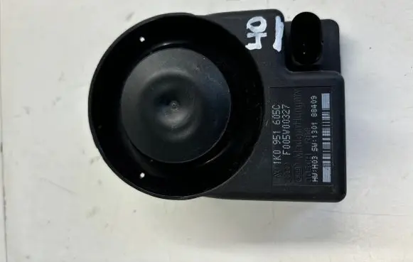 Volkswagen Tiguan Alarm system siren 1K0951605C