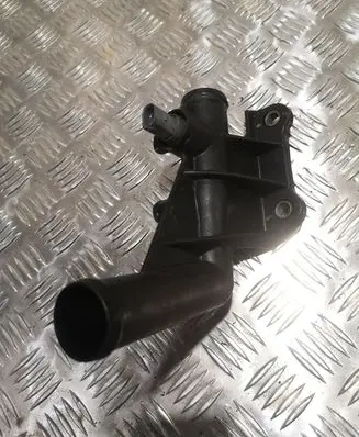 Volkswagen Crafter Engine coolant pipe/hose 076121085A ZSB076121050A 076121050A