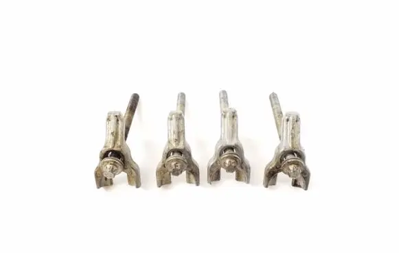 BMW X3 E83 Fuel Injector clamp holder 7805256