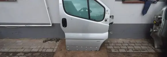 Renault Trafic II (X83) Front door