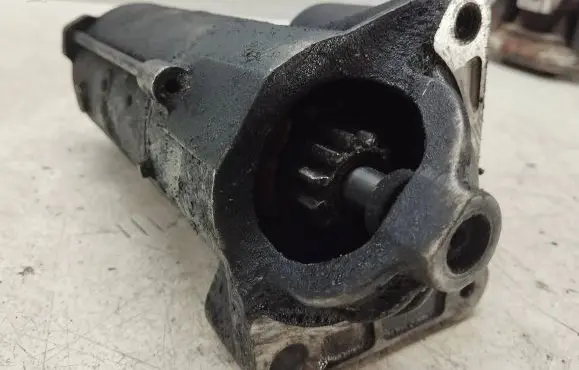 Toyota Corolla Verso AR10 Starter motor 8200064465 30620657 D7R48