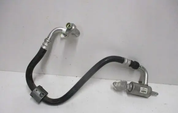 Jeep Compass Air conditioning (A/C) pipe/hose 68302447AB