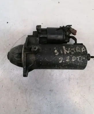 Opel Zafira A Starter motor 1005821797