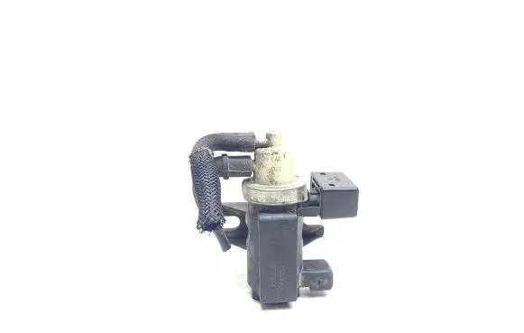 Volvo V70 Turbo solenoid valve 30637251 72190329