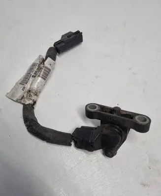 Volvo S40 Crankshaft position sensor 30637803