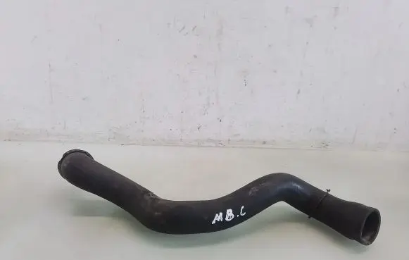 Mercedes-Benz C W203 Engine coolant pipe/hose